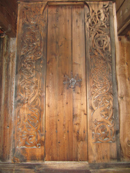 Fil:Øye stavkirke i Valdres 9.jpg