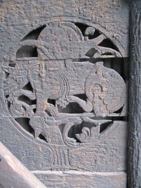 Fil:Høre stavkirke 3.jpg