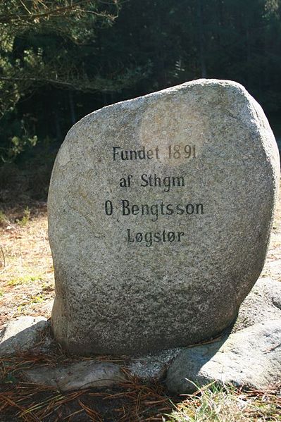 Fil:Oudrup Hede Mindesten Bagside.jpg